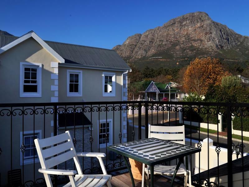 Le Petit Paris Hotel Franschhoek Kültér fotó