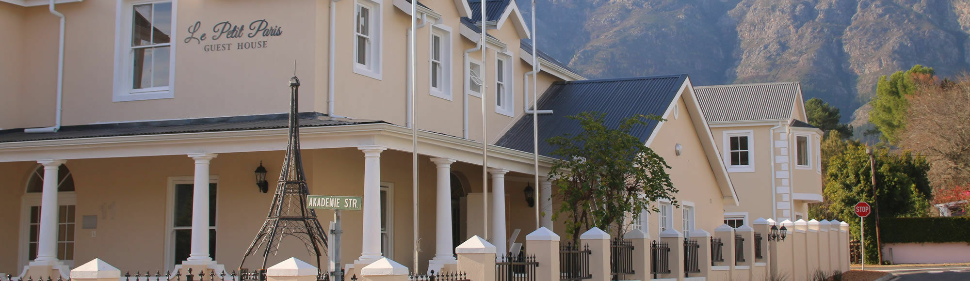 Le Petit Paris Hotel Franschhoek Kültér fotó